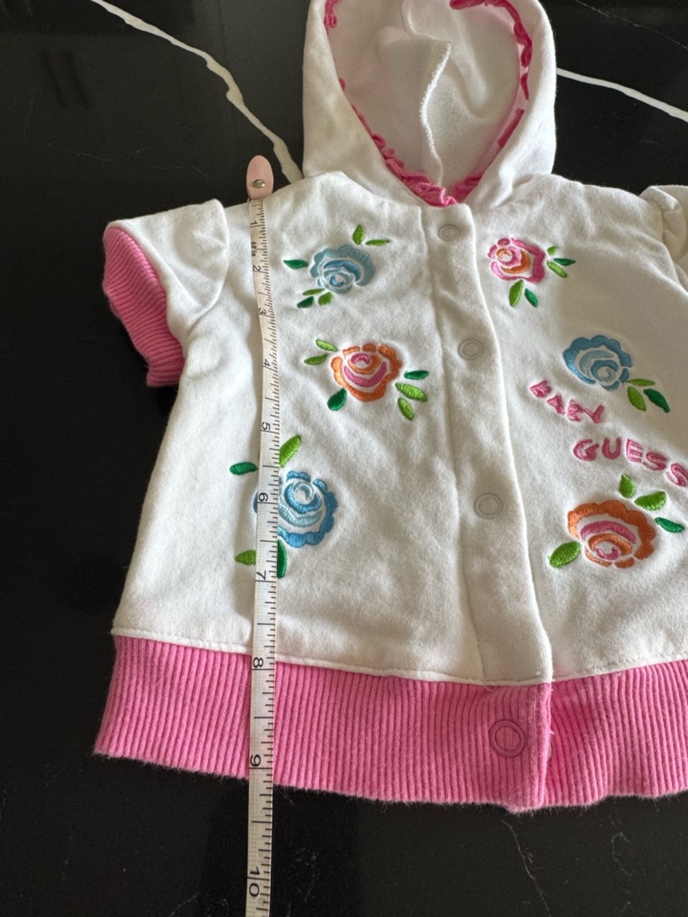 Y2K Baby GUESS White & Pink Hooded Floral Short-Sleeve Top - Picture 3 of 5